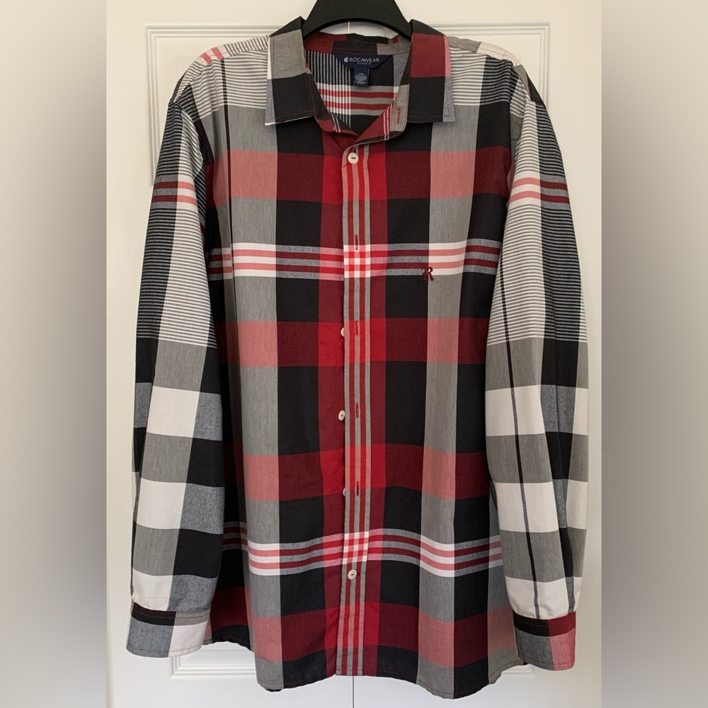 Rocawear Plaid Long Sleeve Shirt